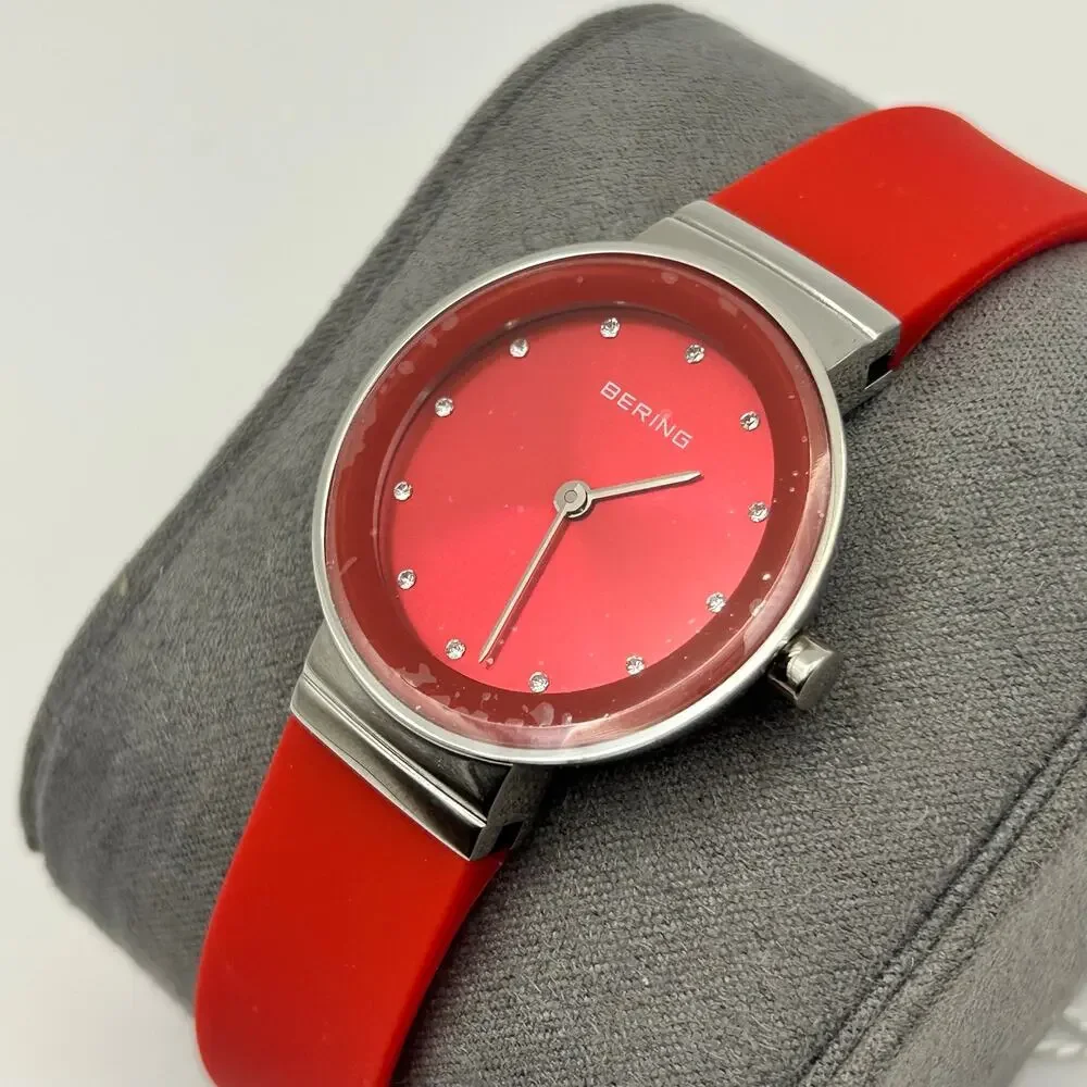 BERING Classic 10129-503 Women’s Watch Red Silicon Band Working New Battery